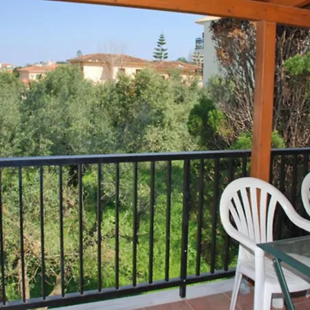 Red Rose Garden Apartment