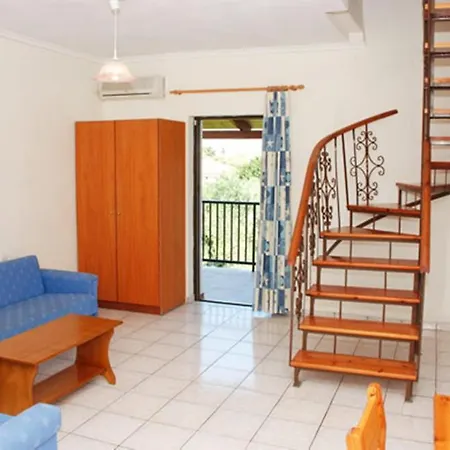 Red Rose Garden Apartment *