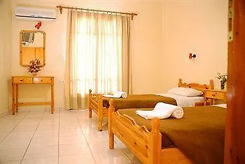 Aparthotel Lazaros 3*