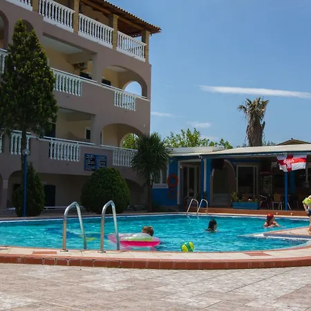 Sandy Maria Tsilivi (Zakynthos)