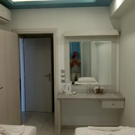 Callinica Hotel