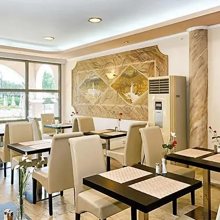 Hotel Jupiter 3*