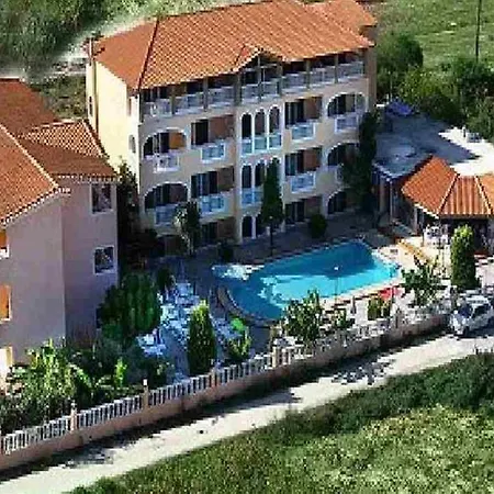 Sandy Maria Tsilivi (Zakynthos)