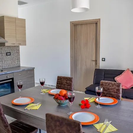 Apartment Katsaros Luxury Apts 5min Walk To Beach *