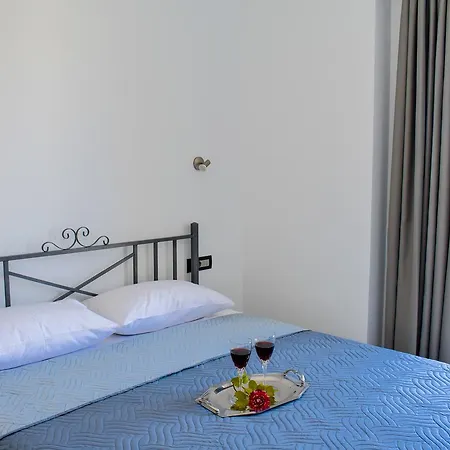Katsaros Luxury Apts 5min Walk To Beach Tsilivi (Zakynthos)