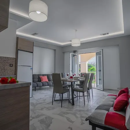 Katsaros Luxury Apts Ii 5 Min Walk To Apartment *