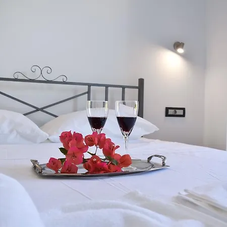Katsaros Luxury Apts 5min Walk To Beach Apartment