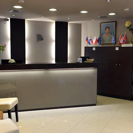Planos Beach Aparthotel Hotel