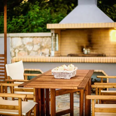 Villa Arokaria *