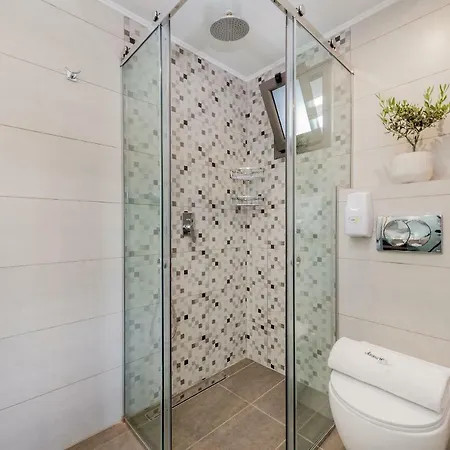 Apartment Jasmine With Private Pool