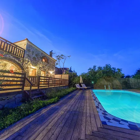 Parys Villas
