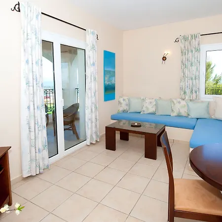 Aparthotel Erietta 4*