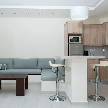 Erietta Aparthotel 4*