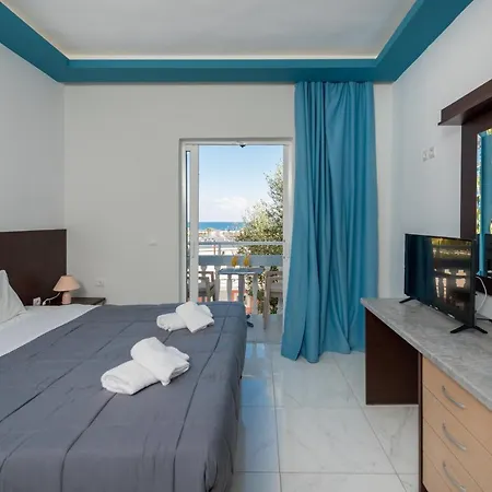 Callinica Hotel 2*