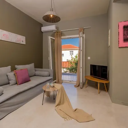 Apartment Asante Group Homes *