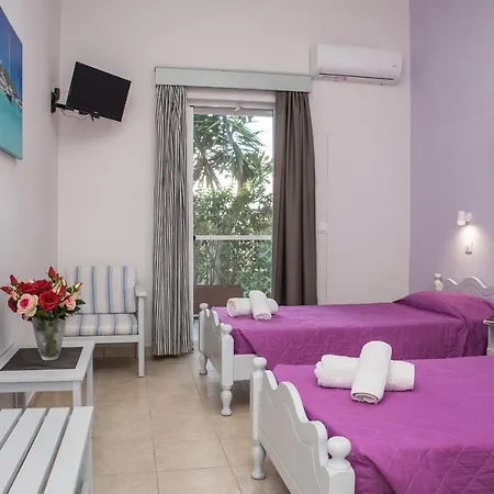 Tom & John Center 4* Tsilivi (Zakynthos)