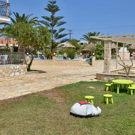 Sunny Garden Hotel 3*