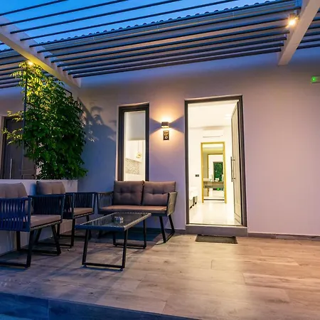Sunny Garden Hotel 3*