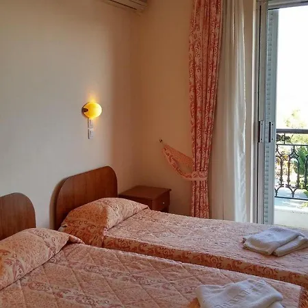 Anetis Hotel 2*