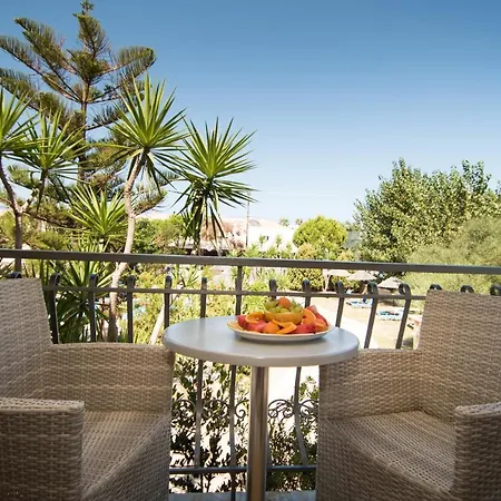 Sunny Garden Hotel