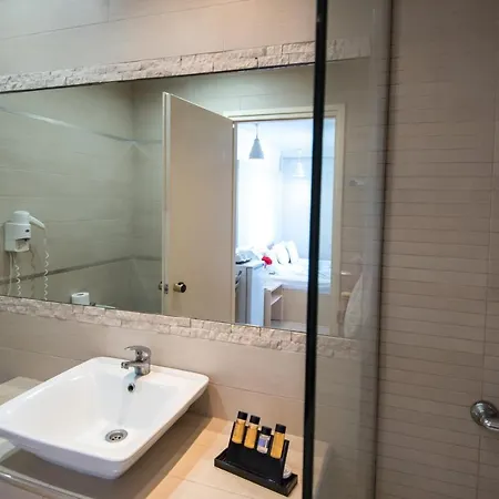Sunny Garden Hotel 3*