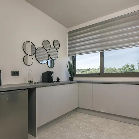 Aura Del Sol Villa *