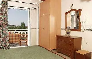 Tsiolis & Apartment